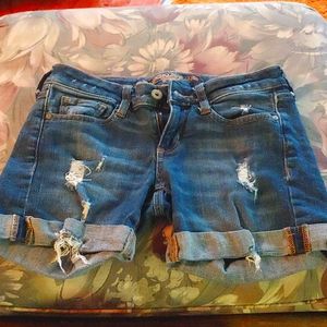 Girl Shorts, Stretchy Fabric. No Flaws